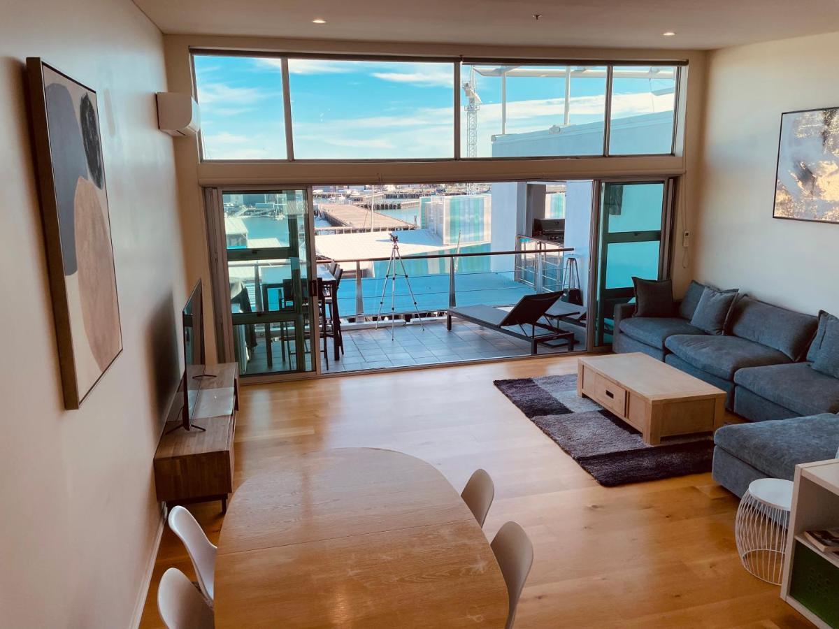New Waterfront Penthouse On Princes Wharf With Harbor View! The Heart Of Auckland City! Free Parking! Exterior photo