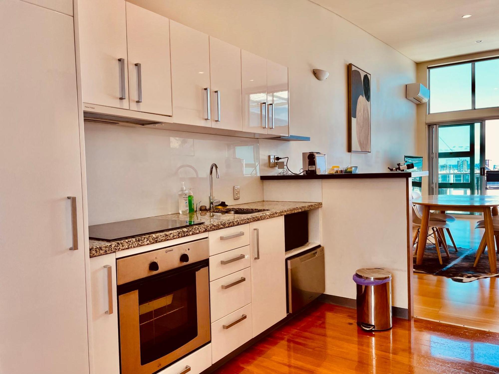 New Waterfront Penthouse On Princes Wharf With Harbor View! The Heart Of Auckland City! Free Parking! Exterior photo