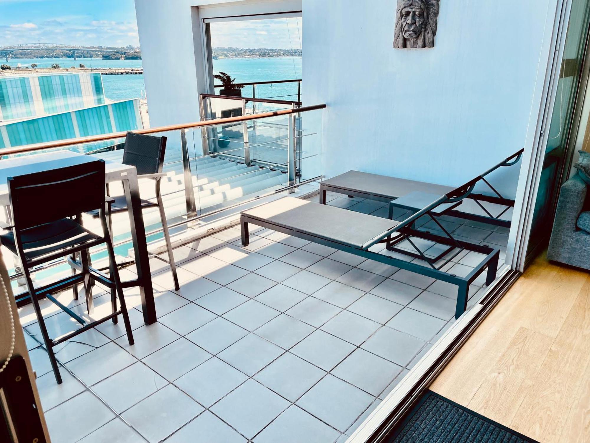 New Waterfront Penthouse On Princes Wharf With Harbor View! The Heart Of Auckland City! Free Parking! Exterior photo